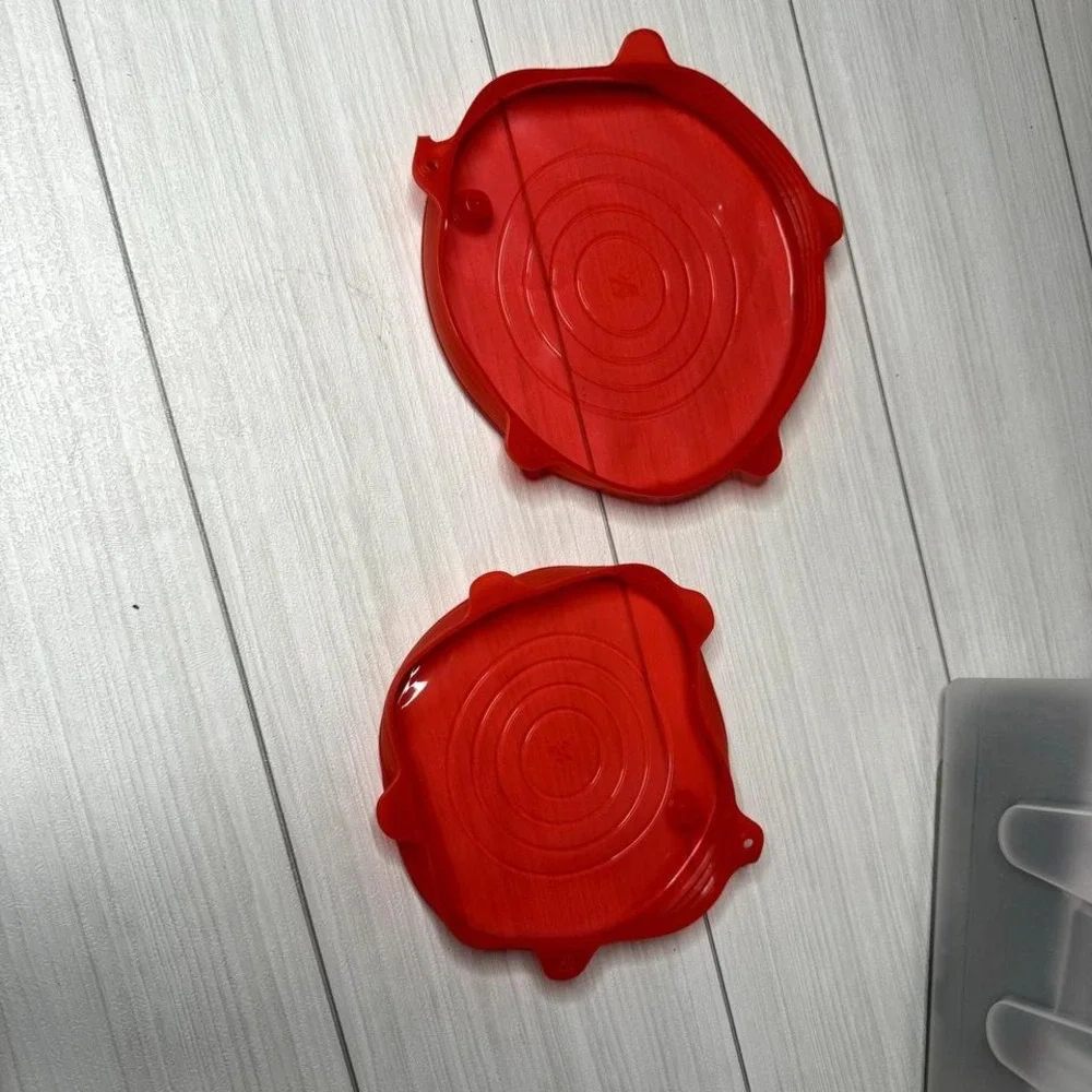 Pampered Chef Red Silicone Lid Set‎ Universal Food Storage Covers